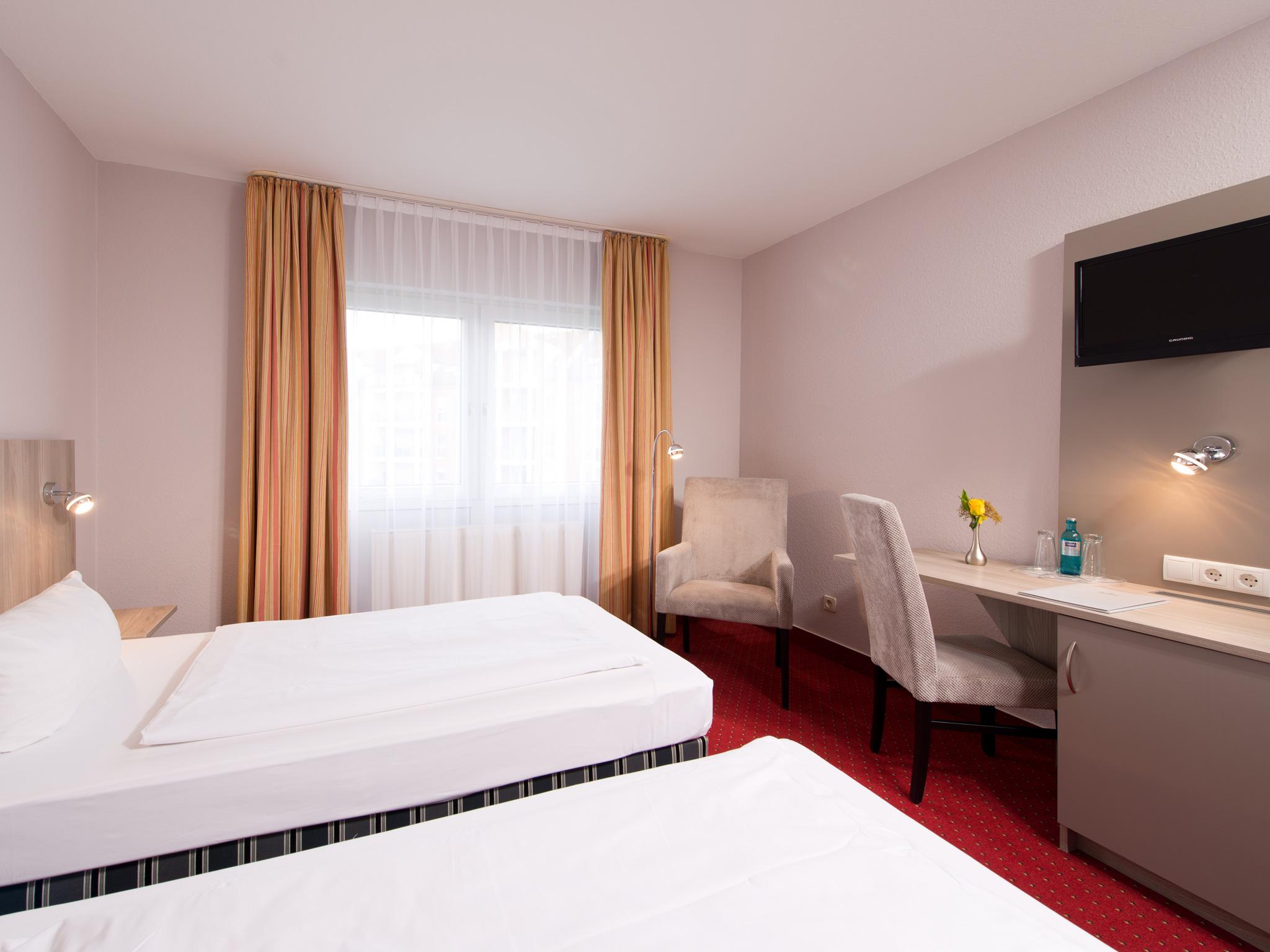 Achat Hotel Frankenthal In Der Pfalz Dış mekan fotoğraf